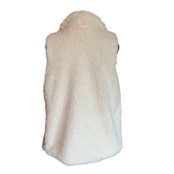 Magnolia Lane Fluffy Cozy Tunic Vest - w/ Pockets. Sz L - NWT. - Picture 4 of 11